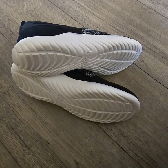 Clarks Women’s Cloudstepper Nova Way Size 9.5 - NEW Slip On Sneaker - Picture 4 of 6